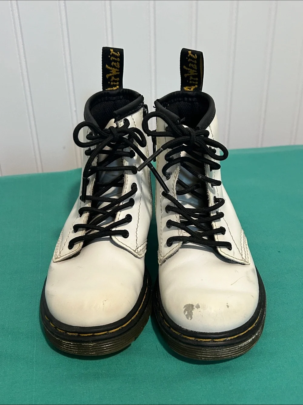 Dr. Martens White Kids Lace-Up Combat Boots with Black Accents Sz: 9